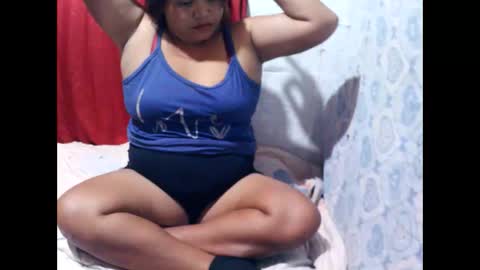 Hannah online show from February 15, 2:27 pm