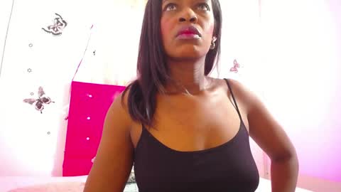  L I S S  online show from April 21, 8:43 am