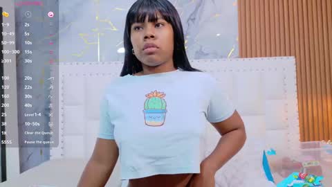 Snapshot of naughty_ebonyy chatting on September 30, 2:50 am SASHA online show from September 30, 2:50 am