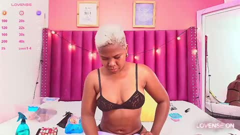Snapshot of naughty_ebonyy chatting on February 9, 12:52 pm SASHA online show from February 9, 12:52 pm