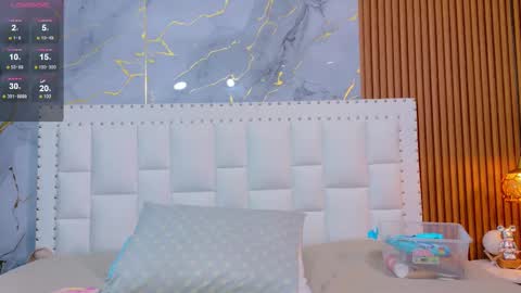 Snapshot of naughty_ebonyy chatting on October 7, 2:49 am SASHA online show from October 7, 2:49 am
