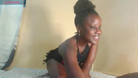 Snapshot of naughty_kitty021 chatting on September 18, 1:31 pm naomi online show from September 18, 1:31 pm