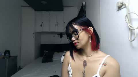 Maria online show from April 23, 10:12 am