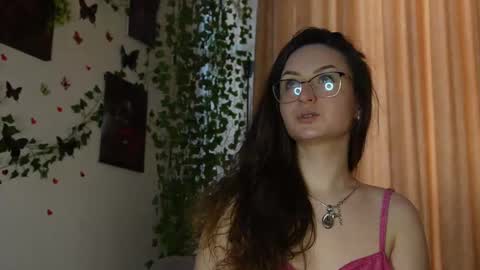 Snapshot of naughtyhomemade17 chatting on February 21, 11:01 am Mya Alexya online show from February 21, 11:01 am