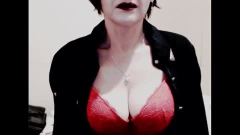 Jenny online show from December 17, 4:05 am