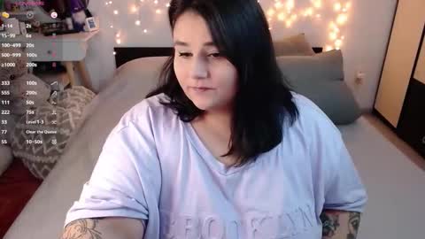 Chris online show from October 19, 4:47 am