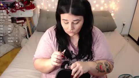 Chris online show from December 28, 5:23 am