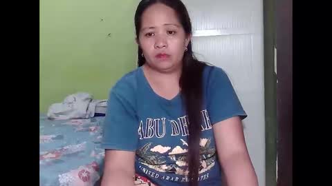 Snapshot of naughtymom26 chatting on October 4, 7:58 am naughtymom26 online show from October 4, 7:58 am