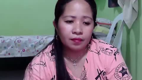 Snapshot of naughtymom26 chatting on January 26, 12:54 pm naughtymom26 online show from January 26, 12:54 pm
