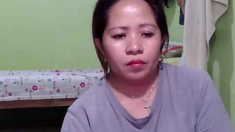 Snapshot of naughtymom26 chatting on January 25, 3:40 am naughtymom26 online show from January 25, 3:40 am