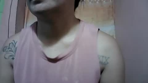 Snapshot of naughtymom_33 chatting on October 16, 1:41 am naughtymom_33 online show from October 16, 1:41 am