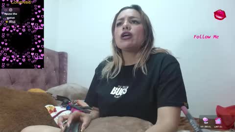 NAUYGTYQUEEN online show from November 23, 11:50 pm