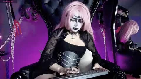 Navier  online show from March 17, 5:44 am