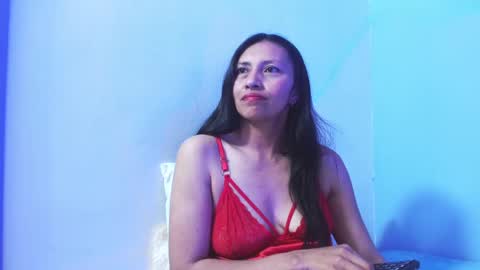Snapshot of naya_10 chatting on September 26, 11:34 pm naya_10 online show from September 26, 11:34 pm