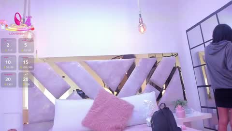 Snapshot of nayara_macherano chatting on March 9, 3:43 am nayara_macherano online show from March 9, 3:43 am