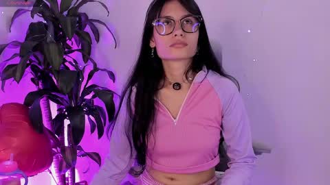 Naye  online show from April 28, 2:27 am