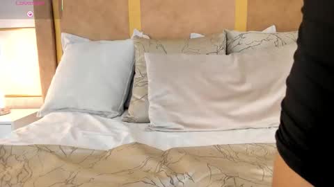    online show from September 17, 11:41 am