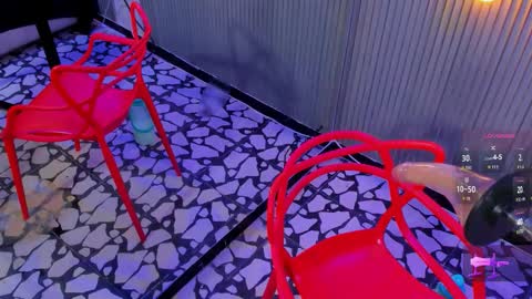 nazly_bigass online show from February 14, 9:17 pm