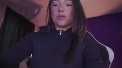 Nefertari online show from October 3, 11:48 am