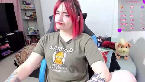 Snapshot of neeko_lol_ chatting on October 7, 6:12 pm Geek Nicole im Neeko UwU online show from October 7, 6:12 pm
