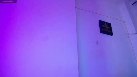  CHIKY  online show from April 21, 2:51 am