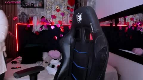 Miah online show from March 3, 11:47 am