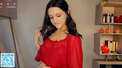 Vicky and Beatrice online show from April 22, 7:11 pm