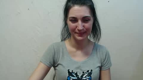 Snapshot of nensyfay_ chatting on March 4, 1:38 pm Nensy online show from March 4, 1:38 pm