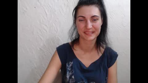 Snapshot of nensyfay_ chatting on September 27, 9:33 pm Nensy online show from September 27, 9:33 pm