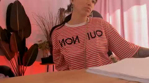 Neo Geisha online show from July 14, 10:21 am