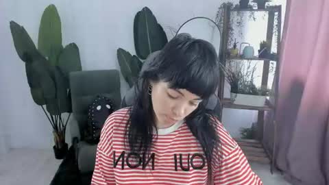 Neo Geisha online show from July 14, 6:29 am
