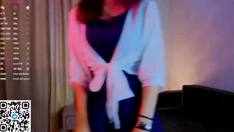 Emily online show from July 11, 3:23 pm