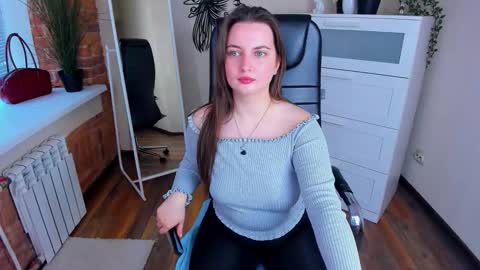 Snapshot of nero_asta chatting on October 5, 11:26 am nero_asta online show from October 5, 11:26 am