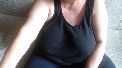 Snapshot of new_milf chatting on September 12, 10:56 am Lilly online show from September 12, 10:56 am
