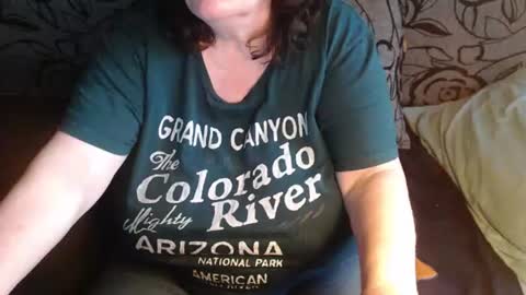 Lilly  online show from June 11, 2:53 am