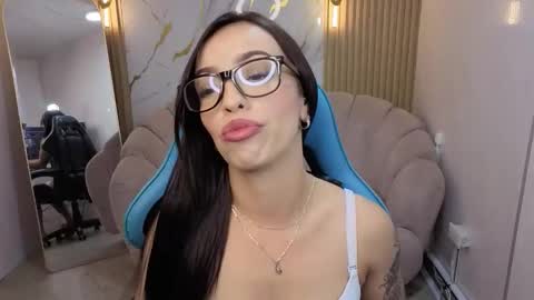 nhoa_b online show from March 6, 9:10 pm