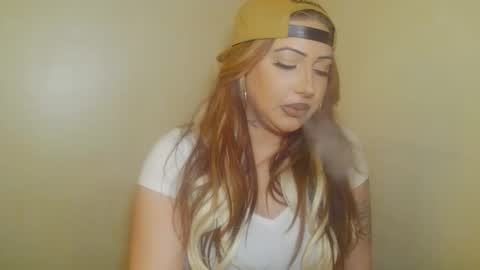 Nicci babyyy online show from February 6, 7:50 pm