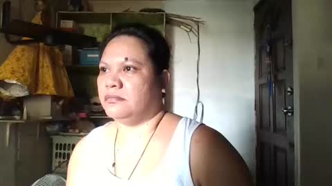 Snapshot of niceasianpussy chatting on February 9, 3:43 am niceasianpussy online show from February 9, 3:43 am
