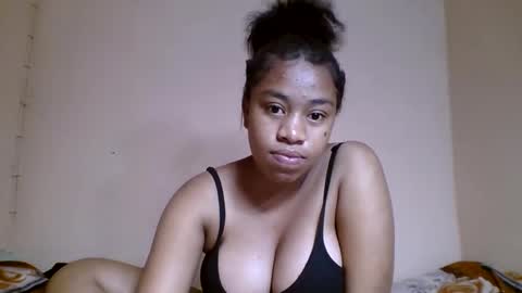 nicelly01 online show from May 24, 6:07 pm