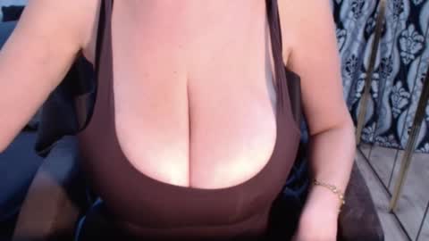 Nicky online show from December 22, 7:44 am