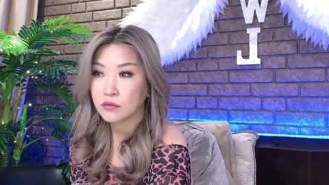 Snapshot of nicky_owl chatting on February 9, 1:56 pm Nicky online show from February 9, 1:56 pm
