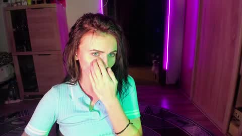 Nicky Weekends online show from January 19, 10:28 pm