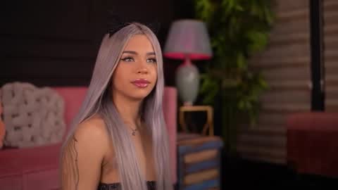 Nicky online show from October 31, 7:18 pm