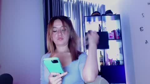 Snapshot of nickywindsor chatting on January 23, 3:22 pm Nicky online show from January 23, 3:22 pm