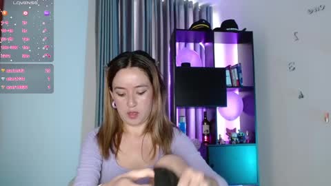 Snapshot of nickywindsor chatting on February 1, 5:47 pm Nicky online show from February 1, 5:47 pm