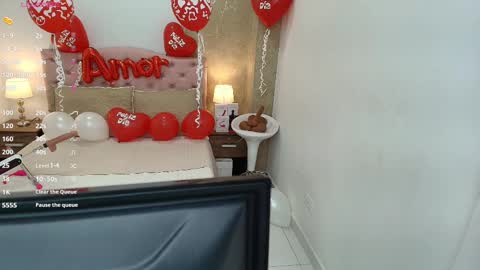 Snapshot of nicol_alvarez chatting on February 16, 3:26 am Nicol Alvarez online show from February 16, 3:26 am