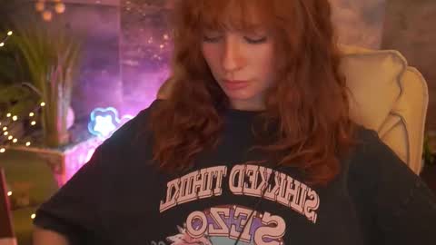 Nicol Moonn online show from March 7, 2:02 pm