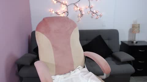 nicole Storm online show from July 26, 2:52 am