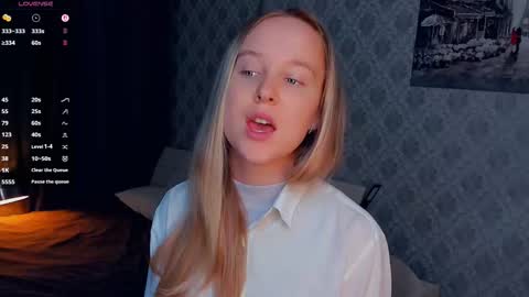 Snapshot of nicolavanderbie chatting on September 26, 6:05 pm Nicoletta online show from September 26, 6:05 pm