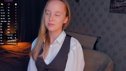 Snapshot of nicolavanderbie chatting on September 24, 5:45 pm Nicoletta online show from September 24, 5:45 pm